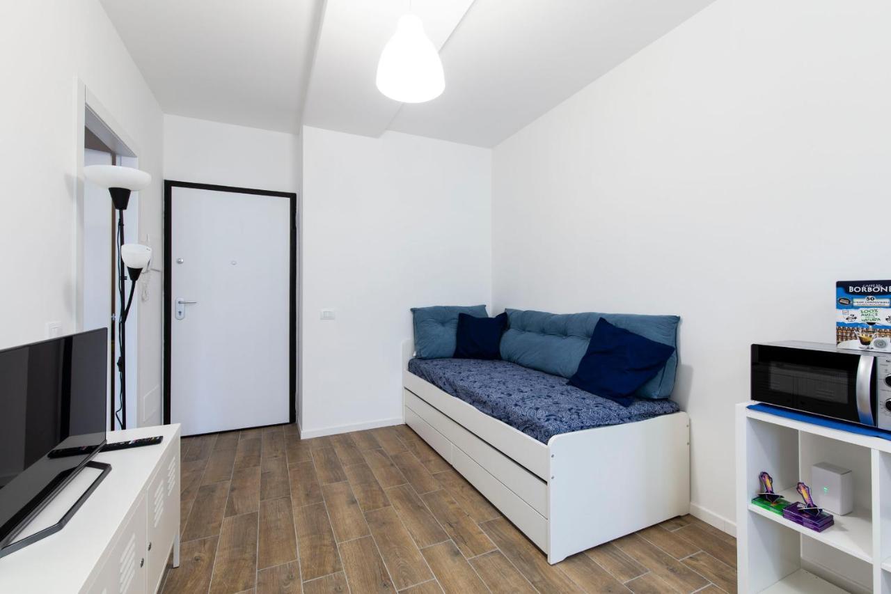 Noto 10 Lägenhet Milano Exteriör bild