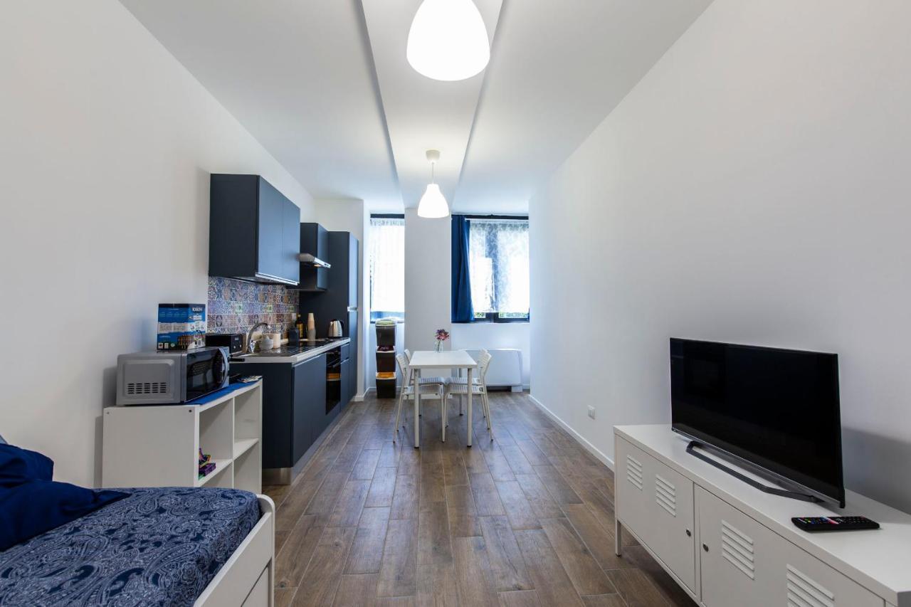 Noto 10 Lägenhet Milano Exteriör bild