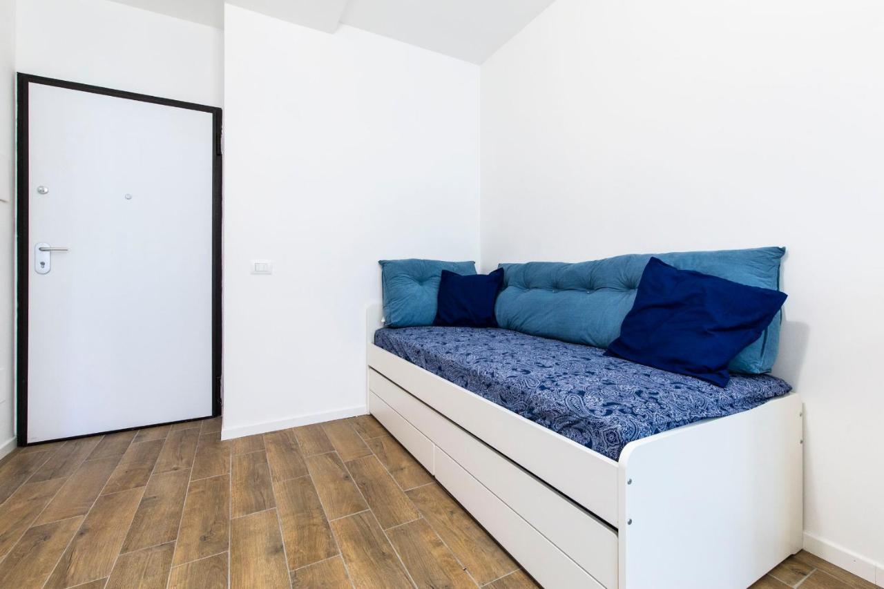 Noto 10 Lägenhet Milano Exteriör bild